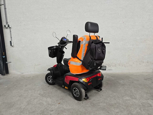 Invacare - elektrische - scootmobiel - afbeelding 5 van  7