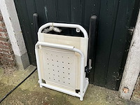 Invacare - revato r7704 - opvouwbare douche zitting - afbeelding 4 van  6