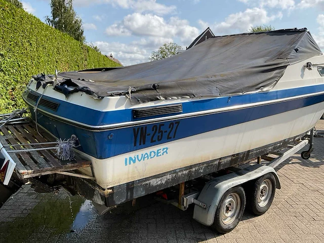 Invader mercury v6 v210 cc speedboot met trailer - afbeelding 2 van  35