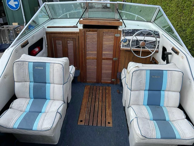 Invader mercury v6 v210 cc speedboot met trailer - afbeelding 18 van  35
