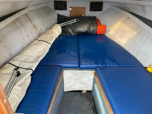 Invader mercury v6 v210 cc speedboot met trailer - afbeelding 22 van  35