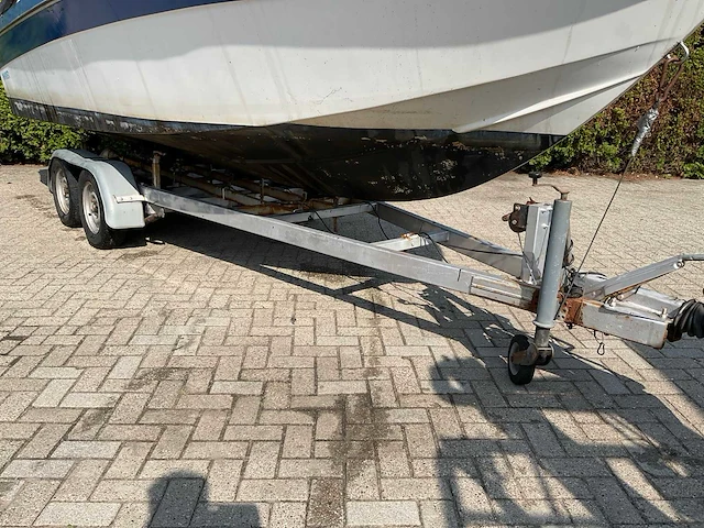 Invader mercury v6 v210 cc speedboot met trailer - afbeelding 31 van  35