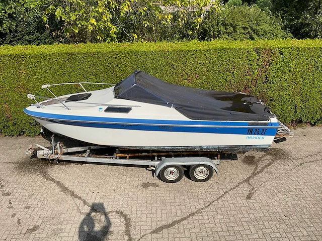 Invader mercury v6 v210 cc speedboot met trailer - afbeelding 33 van  35