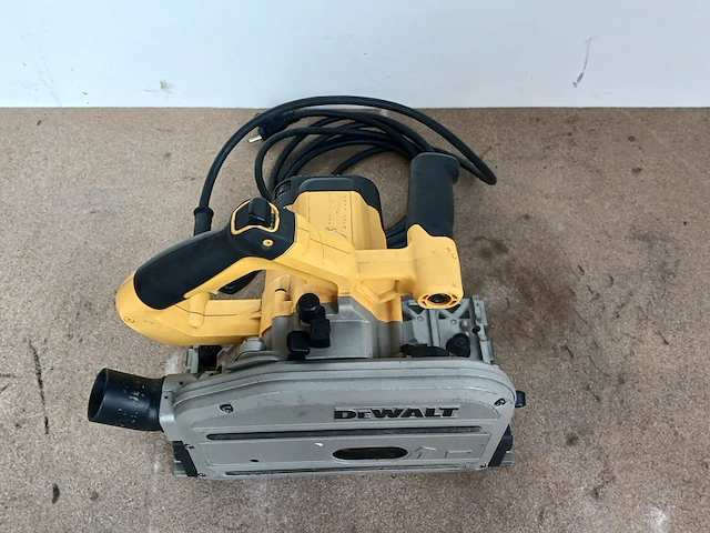 Invalcirkelzaag 165mm 230v (incl.rail 1,5m) dewalt, dws520kr, bouwjaar 2013 - afbeelding 9 van  9