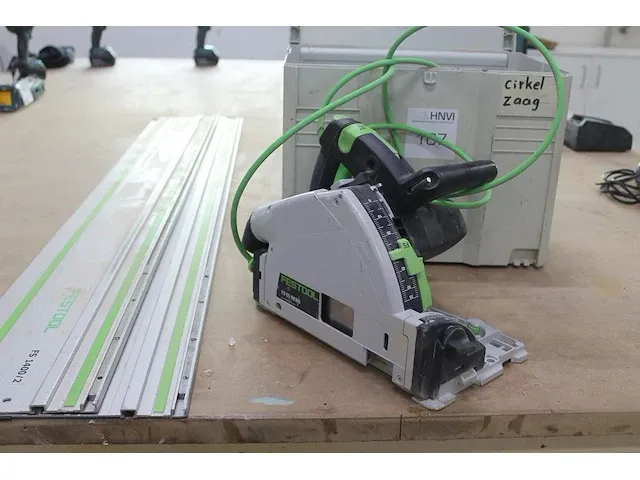Invalcirkelzaagmachine festool ts 55 rebq met twee geleiders 140 cm. - afbeelding 1 van  1