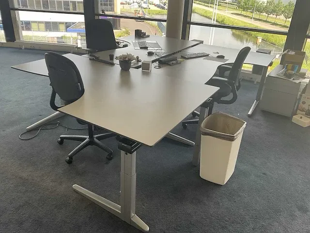 Inventaris kantoor - afbeelding 1 van  12