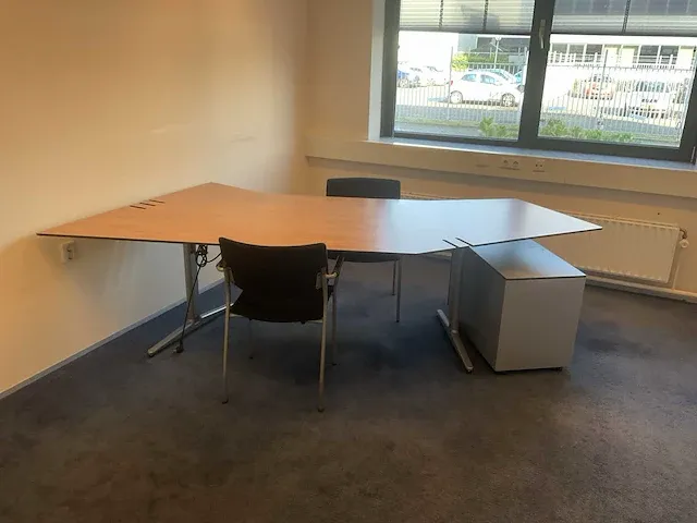 Inventaris kantoor - afbeelding 1 van  16