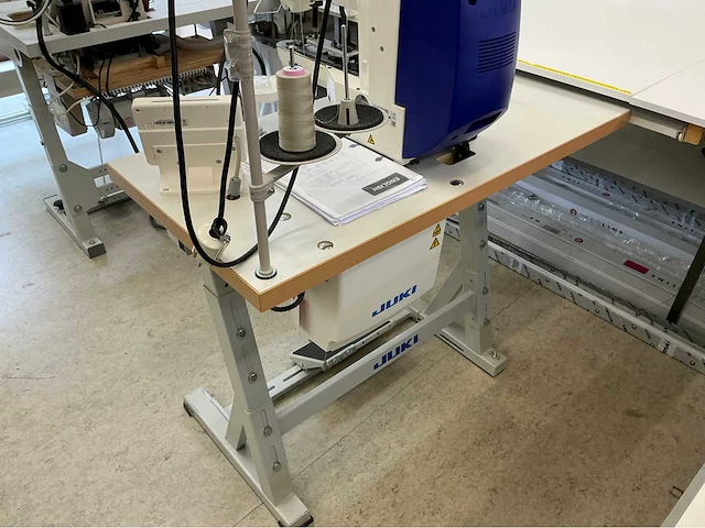 Inventaris naaiatelier - afbeelding 13 van  80