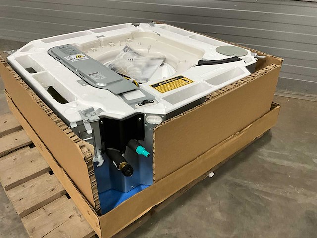 Inventor v5mci32-60wifir airco cassetteunit 15kw - afbeelding 1 van  10