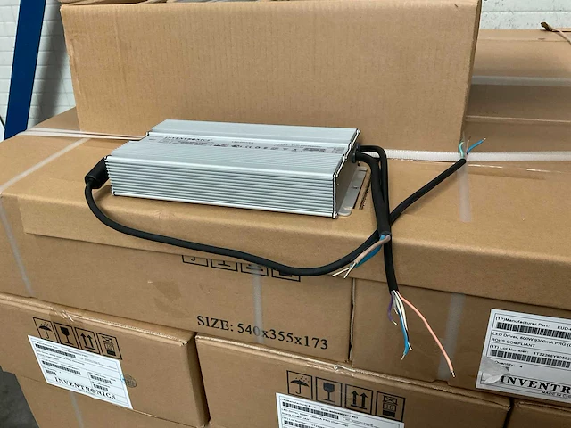 Inventronics eud 600s980dv led drivers (576x) - afbeelding 1 van  7