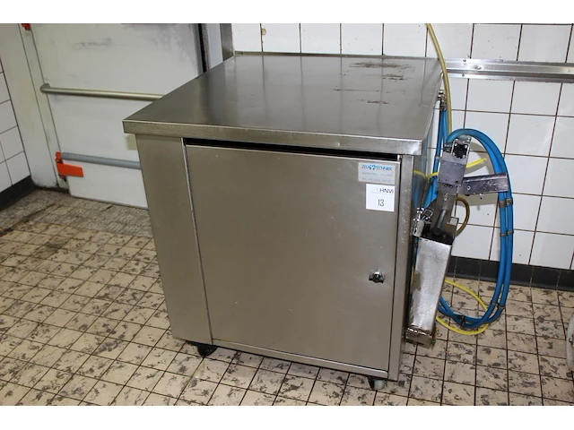Invetmachine zelanatic 500, bouwjaar 1998. - afbeelding 1 van  3