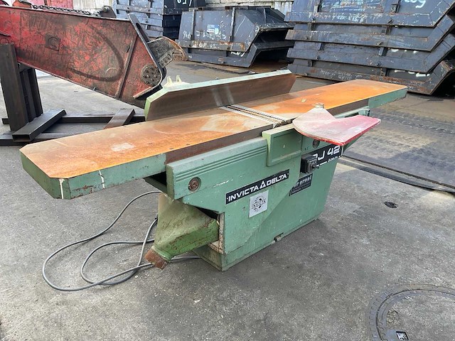 Invicta delta rj 42 schaaftafel machine - afbeelding 2 van  8