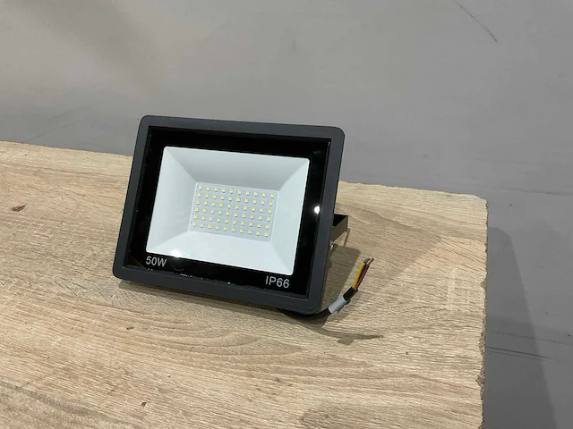 Ip66 - led breedstraler 50 watt (5x) - afbeelding 1 van  8