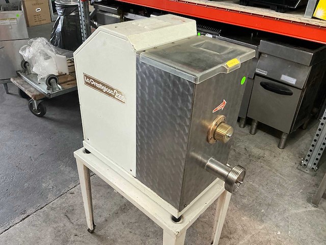 I.p.a la prestigiosa 2000 pastamachine met toebehoren - afbeelding 11 van  17