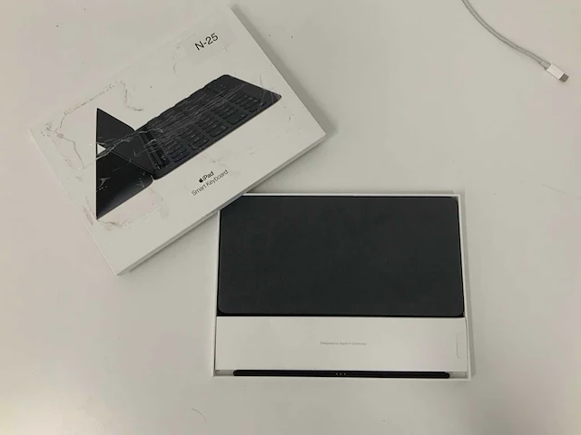 Ipad 7/ipad air 3/ipad pro 10.5-inch smart keyboard nl - afbeelding 1 van  2