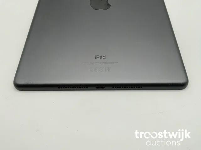 Ipad 7th gen (a2198), 10.2" - 32 gb - wi-fi + cellular - space gray tablet - afbeelding 6 van  6
