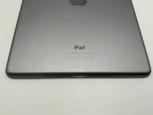 Ipad air (a1474), 9.7" - 16 gb - wi-fi - black tablets - afbeelding 12 van  13