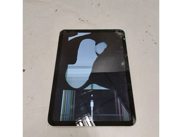 Ipad, apple, a2696 (10e generatie) , silver, 2022 - afbeelding 4 van  7