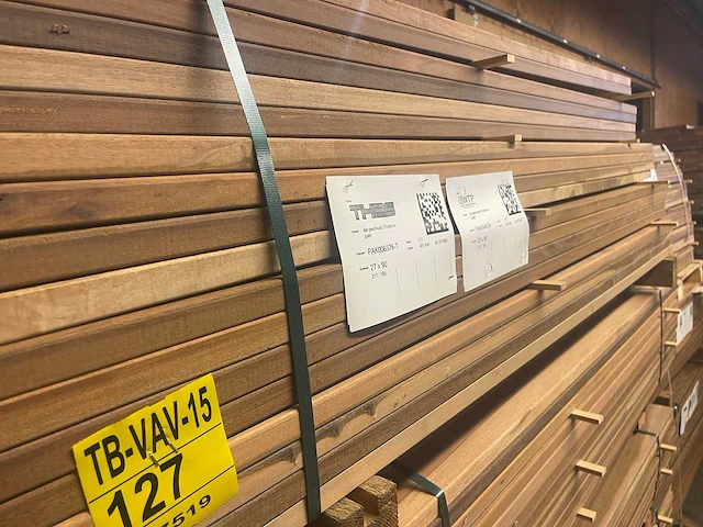 Ipé country grade planken geschaafd 1850x90x27mm (217x) - afbeelding 2 van  3