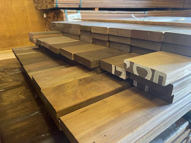Ipé country grade planken geschaafd 650-1550x90x21mm (70x) - afbeelding 3 van  3
