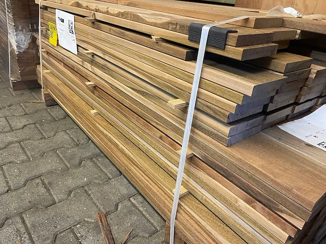 Ipé country grade planken geschaafd 950-1550x120x21mm (160x) - afbeelding 2 van  3