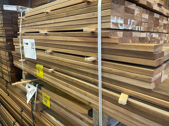 Ipé country grade planken geschaafd 950-1550x90x21mm (225x) - afbeelding 2 van  3