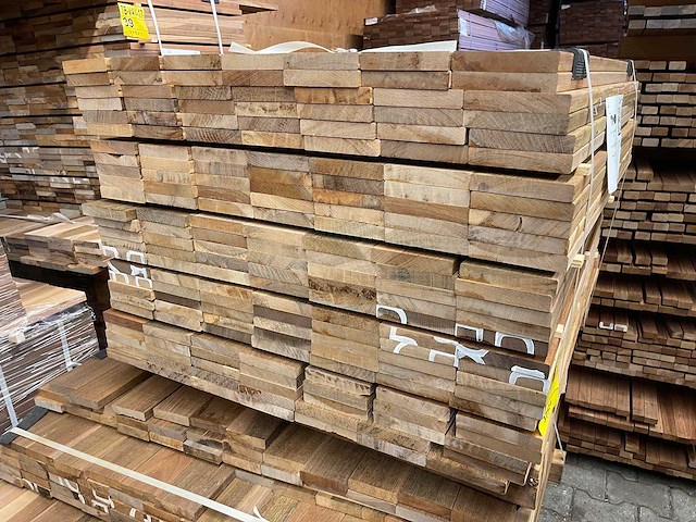 Ipé country grade planken geschaafd 950x120x21mm (182x) - afbeelding 3 van  3