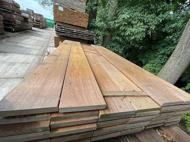 Ipé hardhouten planken 21x145mm, lengte 155cm (53x) - afbeelding 1 van  3