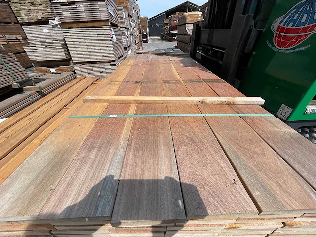 Ipé hardhouten planken geschaafd 21x145mm, lengte 275cm (54x) - afbeelding 1 van  3