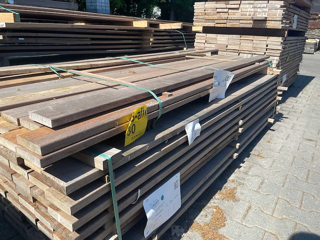 Ipé hardhouten planken geschaafd 21x90mm, lengte 215-245cm (22x) - afbeelding 2 van  3