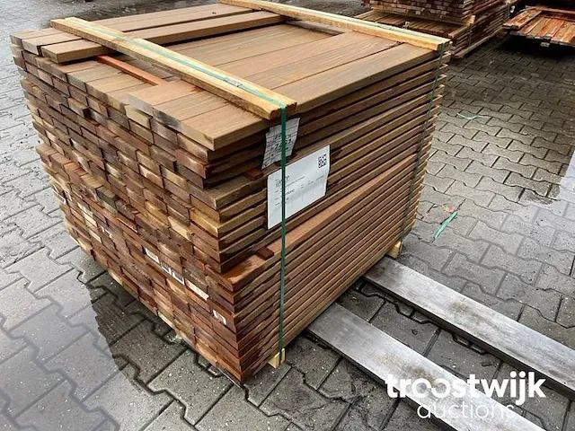Ipé hardhouten planken geschaafd 25x95mm, lengte 95cm - afbeelding 3 van  3