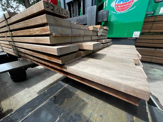 Ipé hardhouten planken geschaafd 27x120mm, lengte 24/65cm 12/95cm 25/125cm 14/155cm (75x) - afbeelding 2 van  3