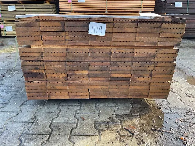 Ipé hardhouten planken geschaafd 27x145mm, lengte 245cm (37x) - afbeelding 3 van  3