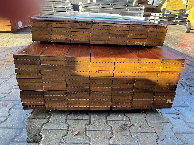 Ipé hardhouten planken geschaafd 27x145mm, lengte 275cm (58x) - afbeelding 3 van  3