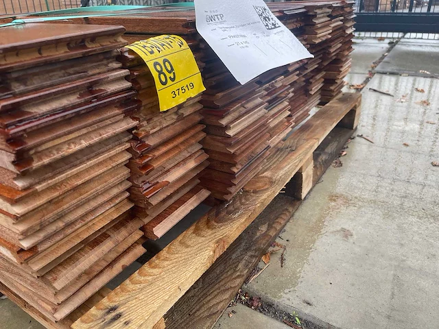 Ipé kopse veer en groef (buitenparket) 600x145x21mm (119x) - afbeelding 2 van  3