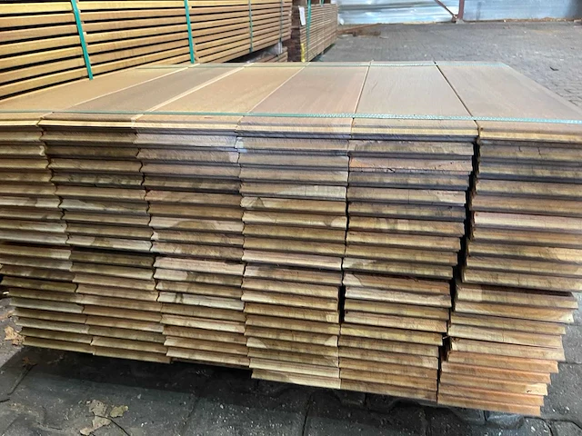 Ipé kopse veer en groef (buitenparket) 650x145x21mm (120x) - afbeelding 3 van  3