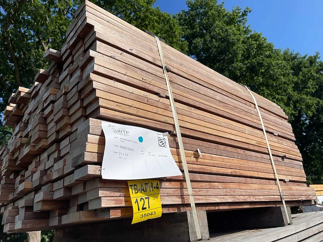 Ipé latten geschaafd 1250x70x21mm (177x) - afbeelding 2 van  3