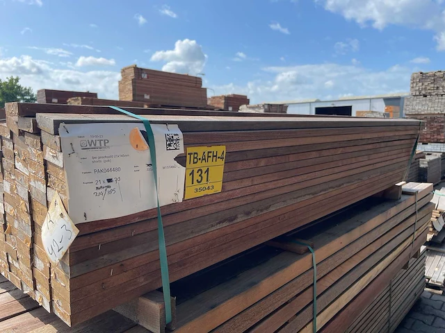 Ipé latten geschaafd 1850x70x21mm (214x) - afbeelding 2 van  3