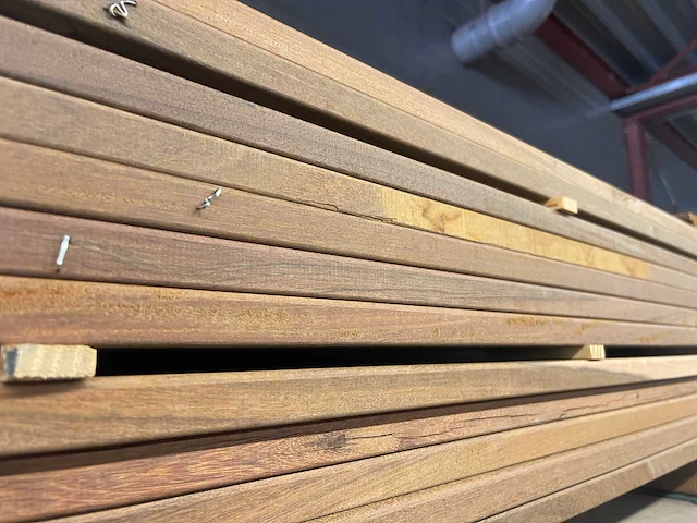 Ipé planken geschaafd 1250x80x27mm (152x) - afbeelding 2 van  3