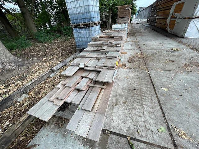 Ipé planken geschaafd 1850-4300x120x21mm (126x) - afbeelding 1 van  3