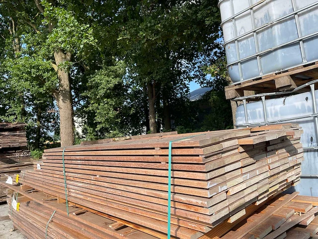 Ipé planken geschaafd 1850-4300x120x21mm (126x) - afbeelding 2 van  3
