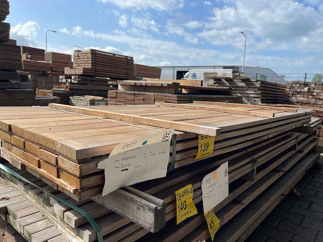 Ipé planken geschaafd 2150x90x25mm (40x) - afbeelding 2 van  3