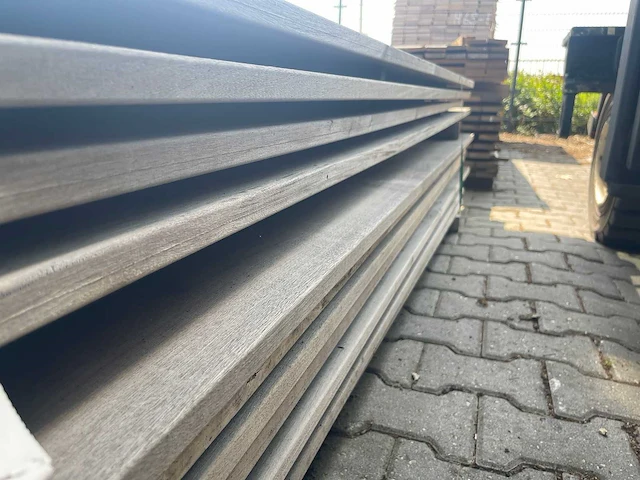 Ipé planken geschaafd 2450-3350x120x21mm (88x) - afbeelding 2 van  3