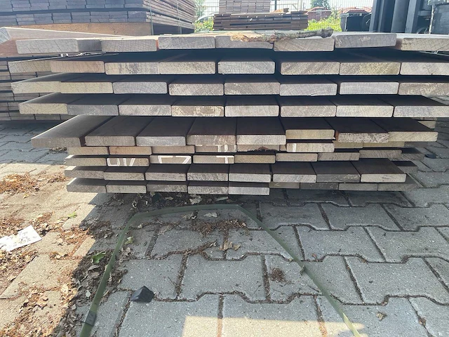 Ipé planken geschaafd 2450-3350x120x21mm (88x) - afbeelding 3 van  3