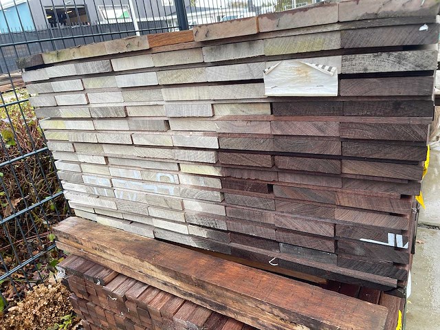 Ipé planken geschaafd 2750-3050x120x25mm (119x) - afbeelding 3 van  3