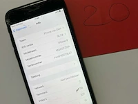 Iphone 8 - afbeelding 2 van  4