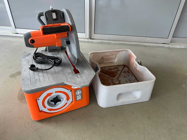 Iq power iq360xt tafelzaag machine met stofafzuiging - afbeelding 2 van  10