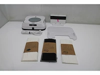 Irobot braava 2 in 1 floor cleaner and mop robot entire home + wifi nica wit - afbeelding 4 van  5