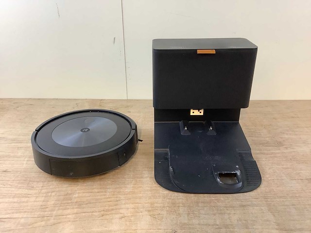 Irobot j7+ robotstofzuiger - afbeelding 3 van  8