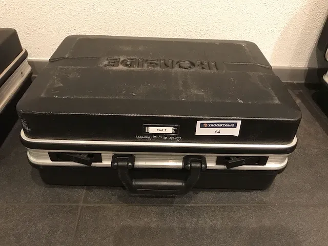 Ironside gereedschapskoffer - afbeelding 1 van  4